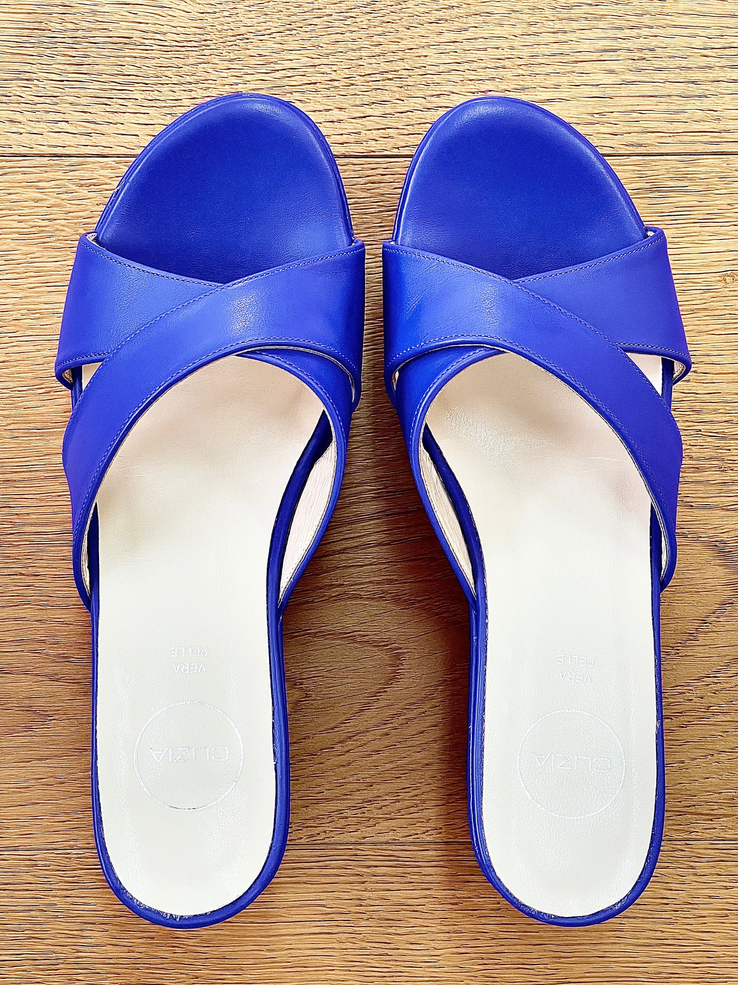 DAGO LEATHER BLUETTE