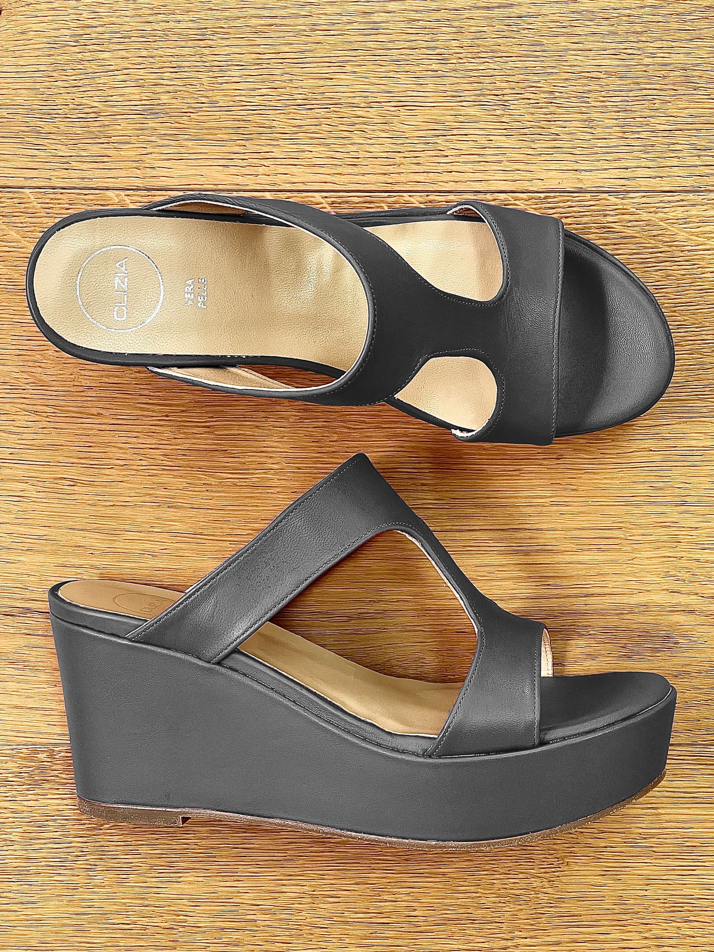 EVA LEATHER GREY