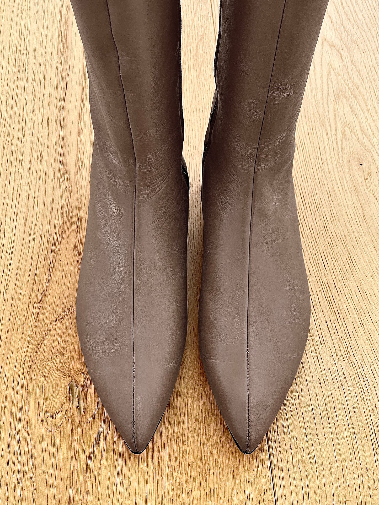 PETER LEATHER TAUPE