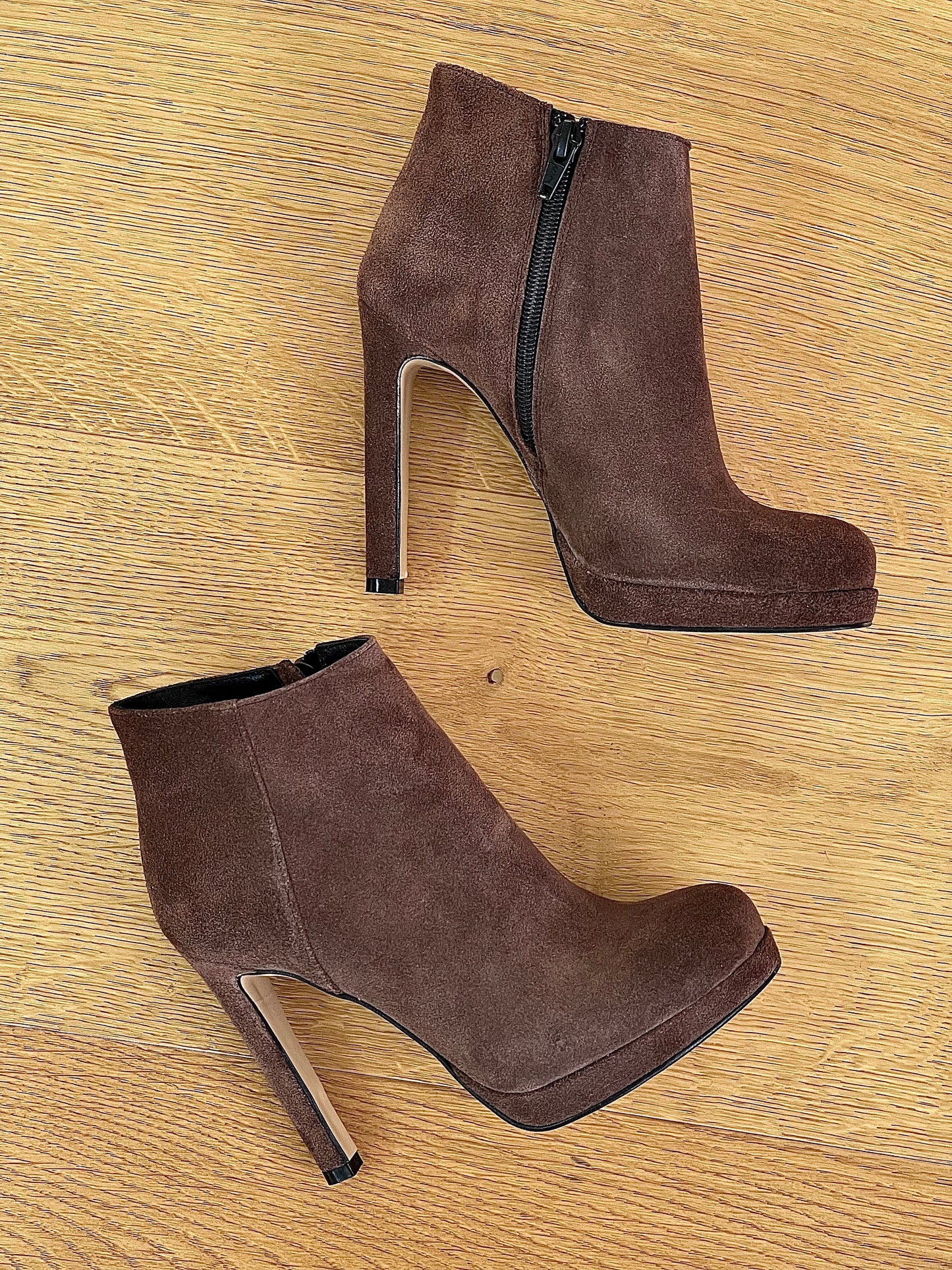 JIM BROWN SUEDE