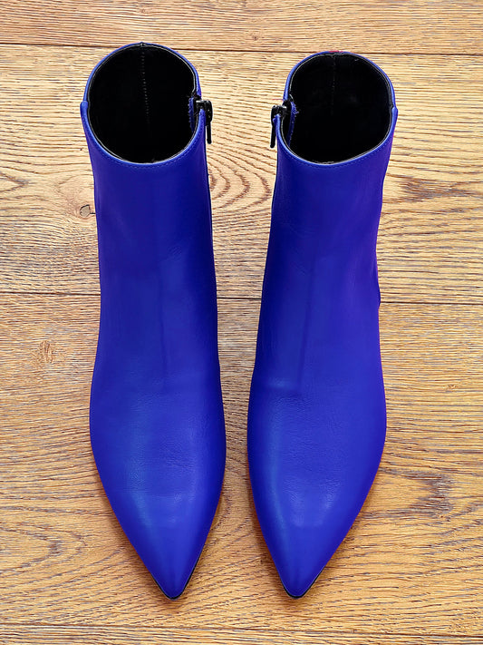 GERRI BLUETTE LEATHER