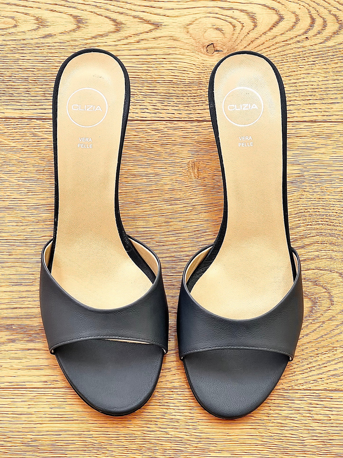 MORENA LEATHER GREY