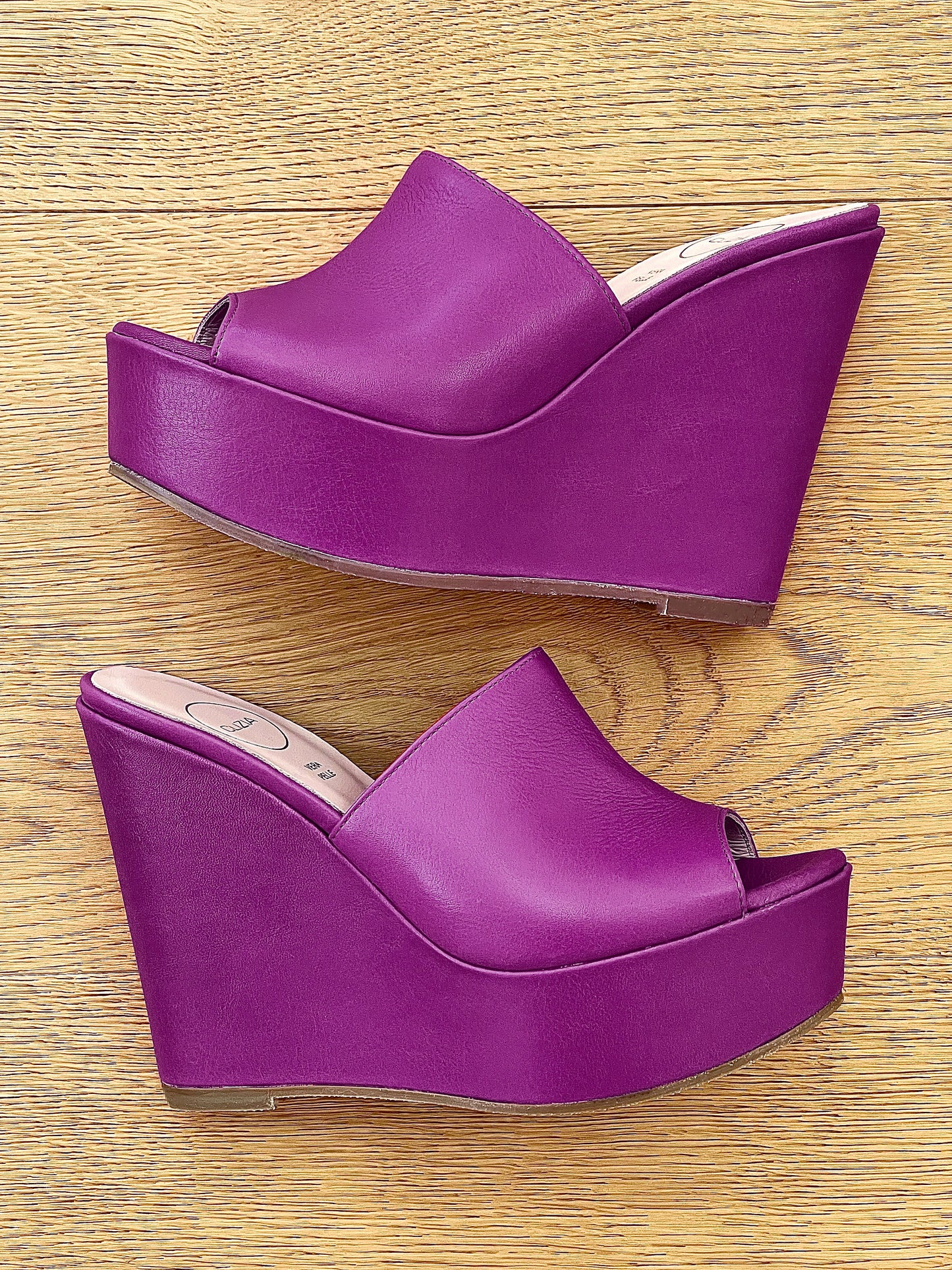 EMMA PURPLE LEATHER