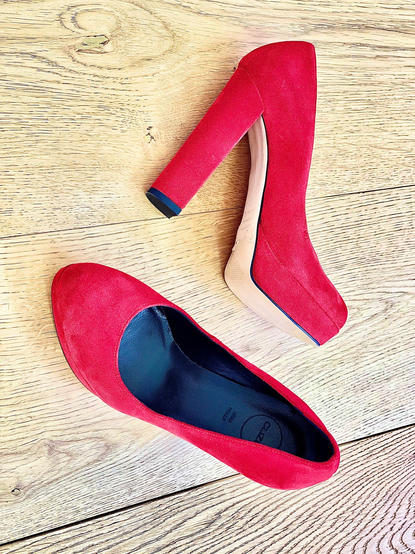CANCUN RED SUEDE