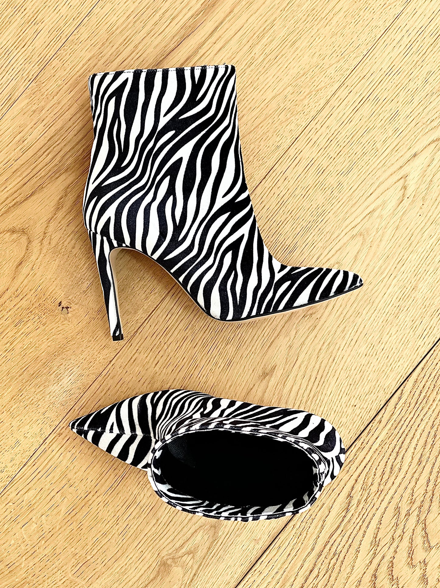 BAHIA ZEBRA VELVET