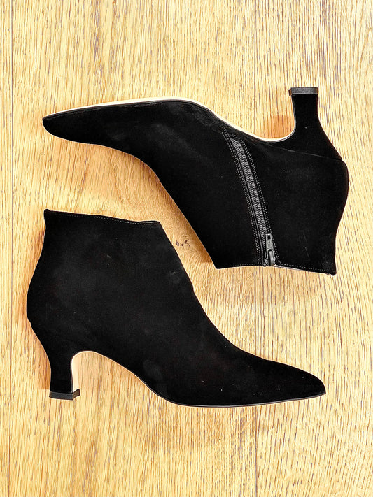 ČERNÁ SEMIŠOVÁ PŘEZKA