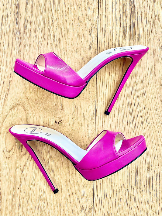 PRISCILLA LEATHER FUCHSIA