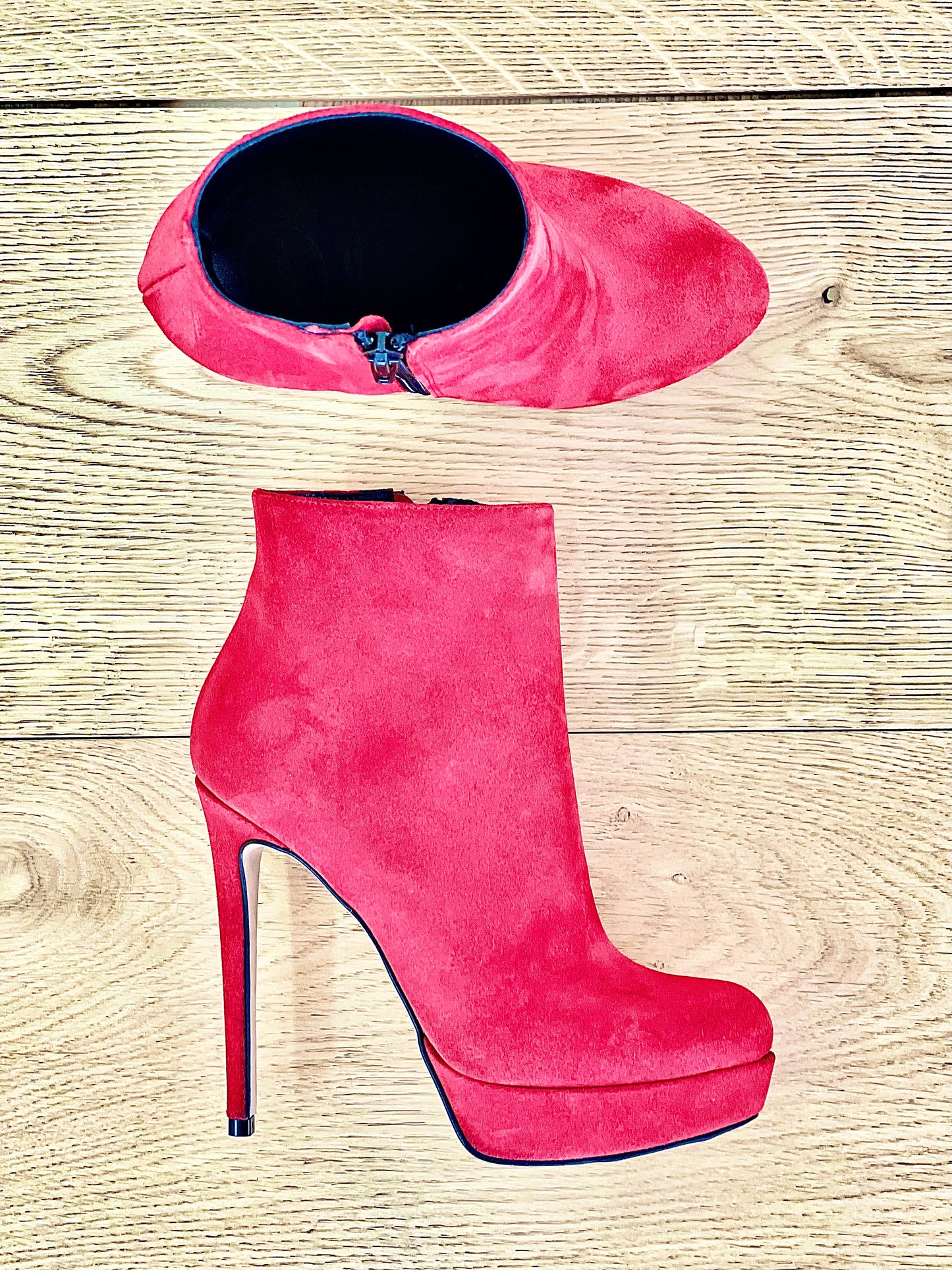 LOREN SUEDE RED