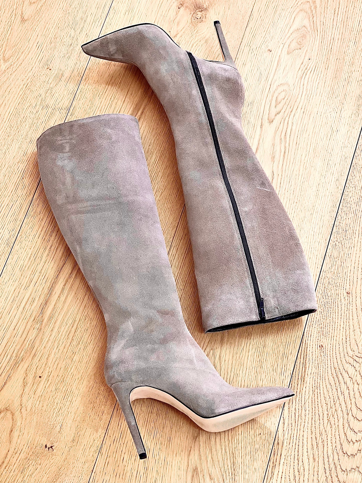 KELLY SUEDE TAUPE