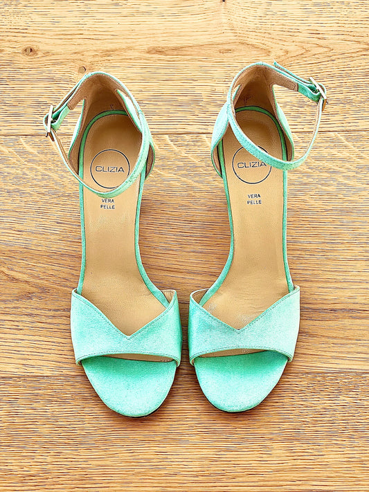 ANNIKA MINT SUEDE