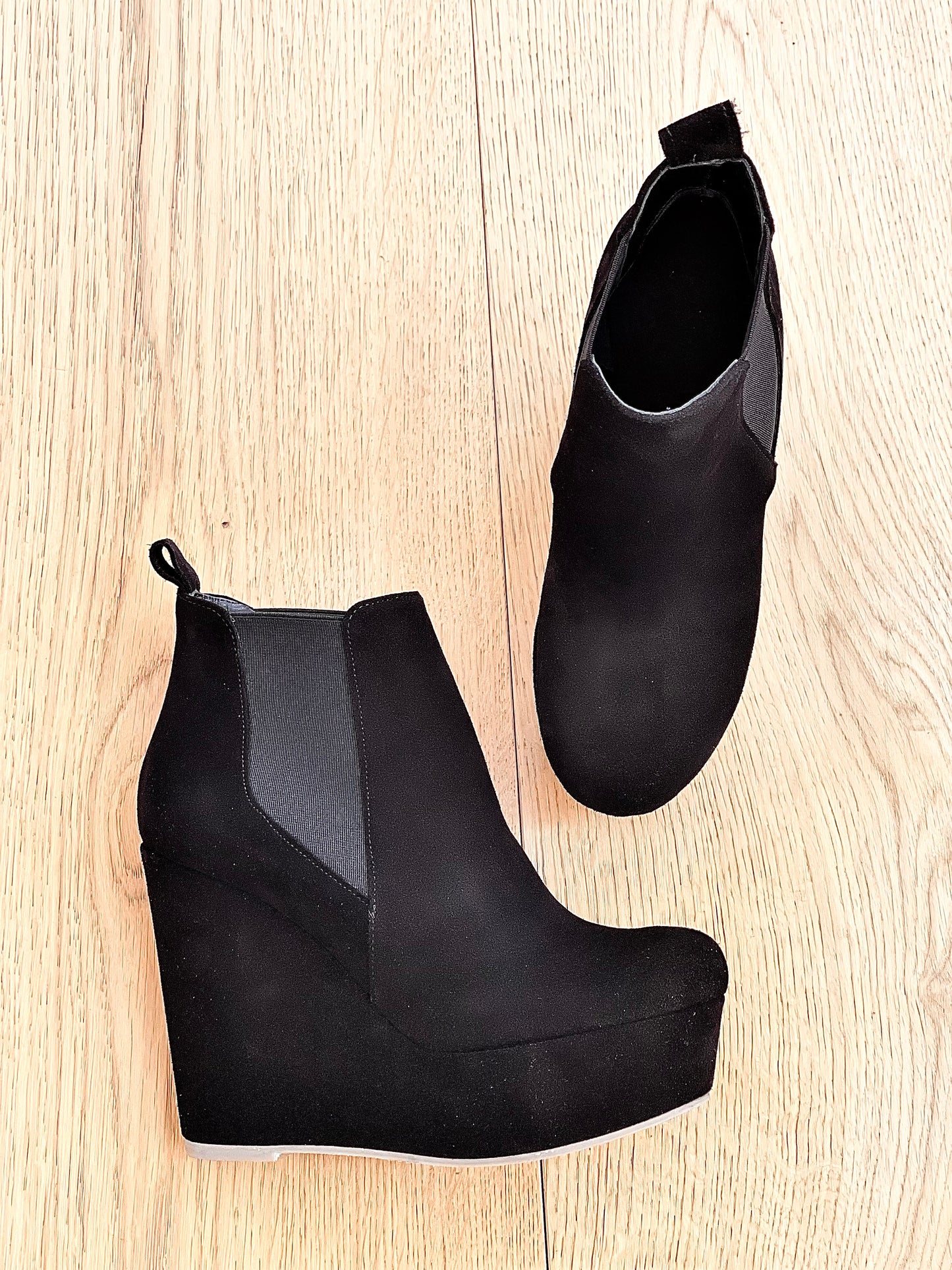BALTIC BLACK SEMIŠ