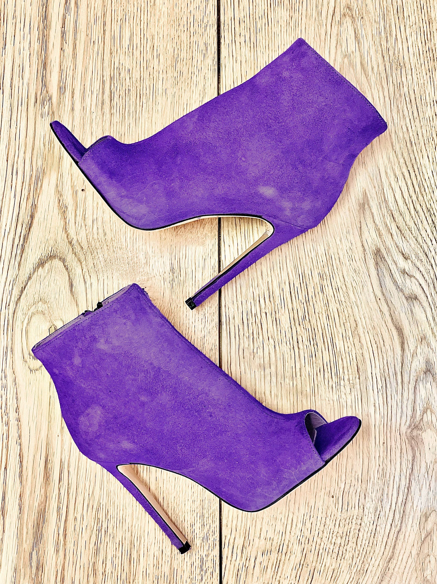 PURPLE SUEDE PARIS
