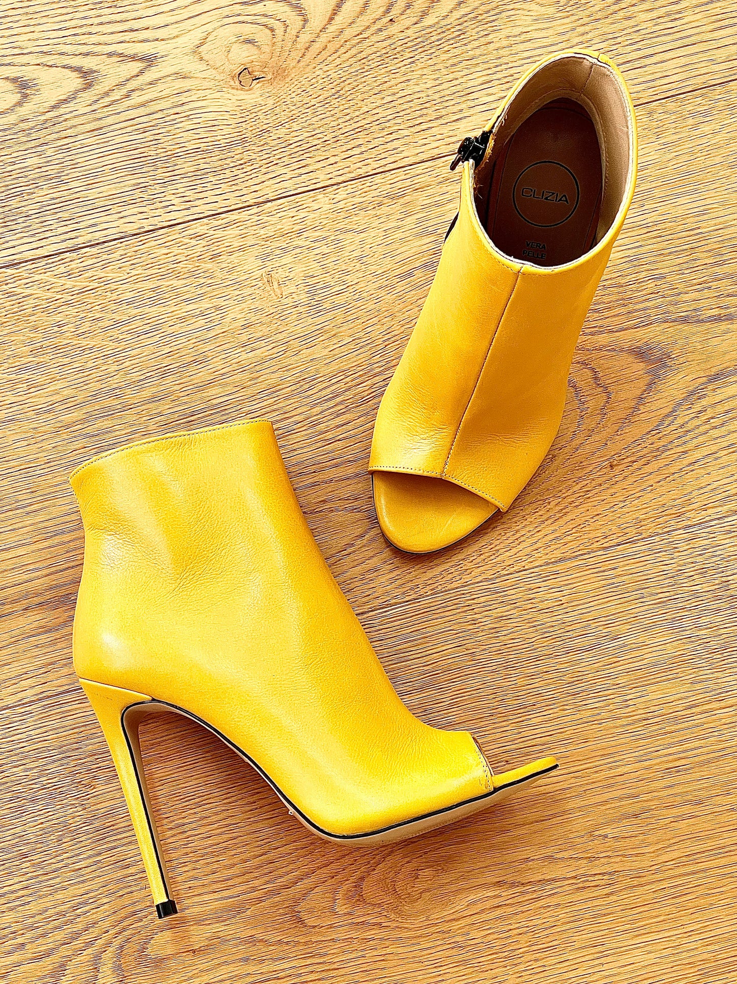 PARIS YELLOW LEATHER - ŽLUTÁ KŮŽE