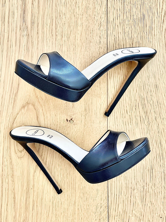 PRISCILLA LEATHER BLACK