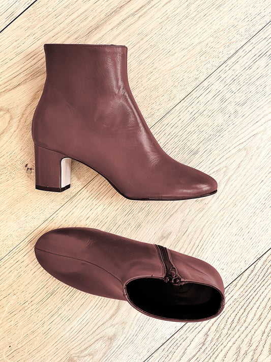 LUCAS LEATHER HNĚDÁ