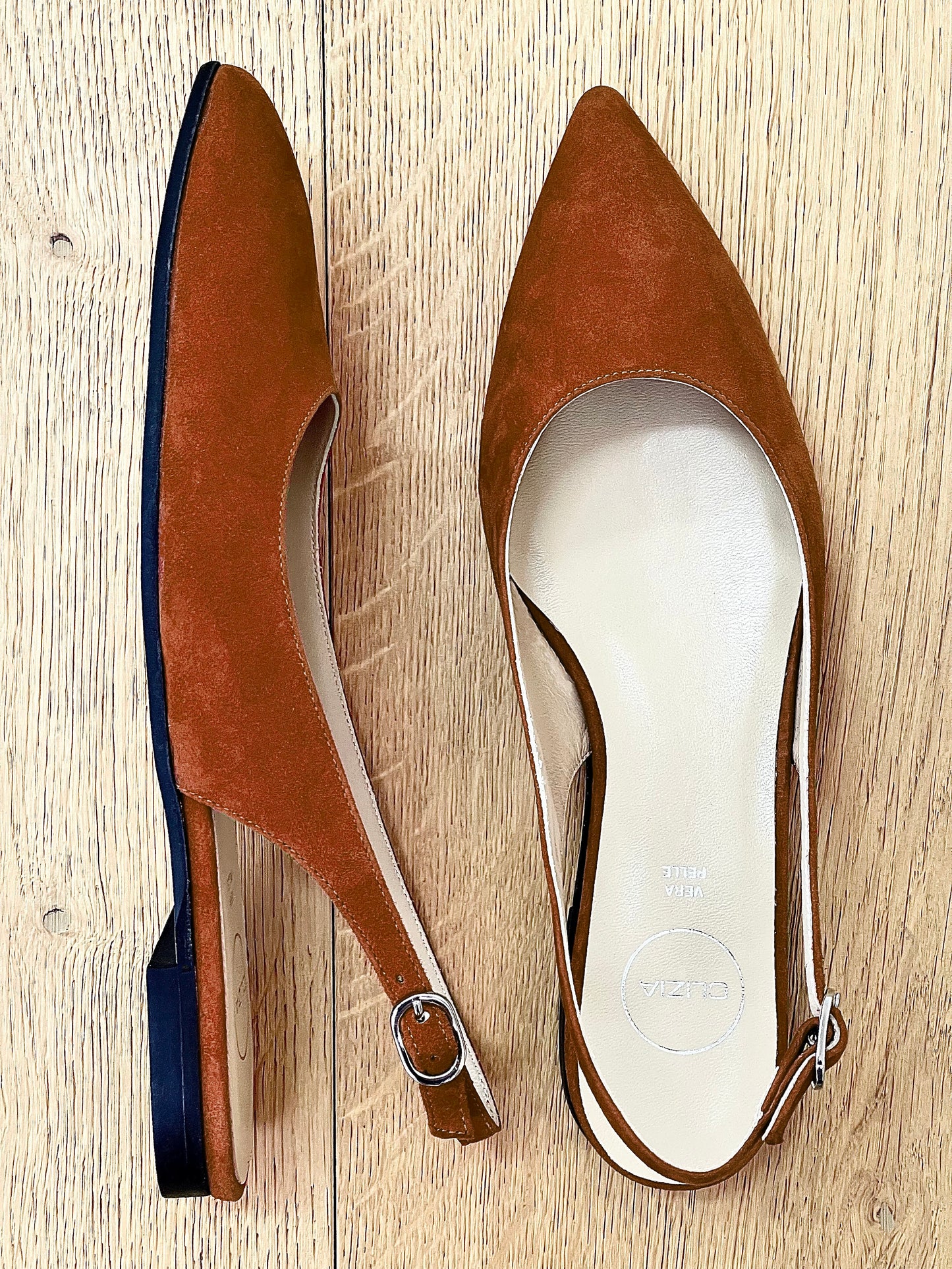 DELIA COGNAC RUSKIND