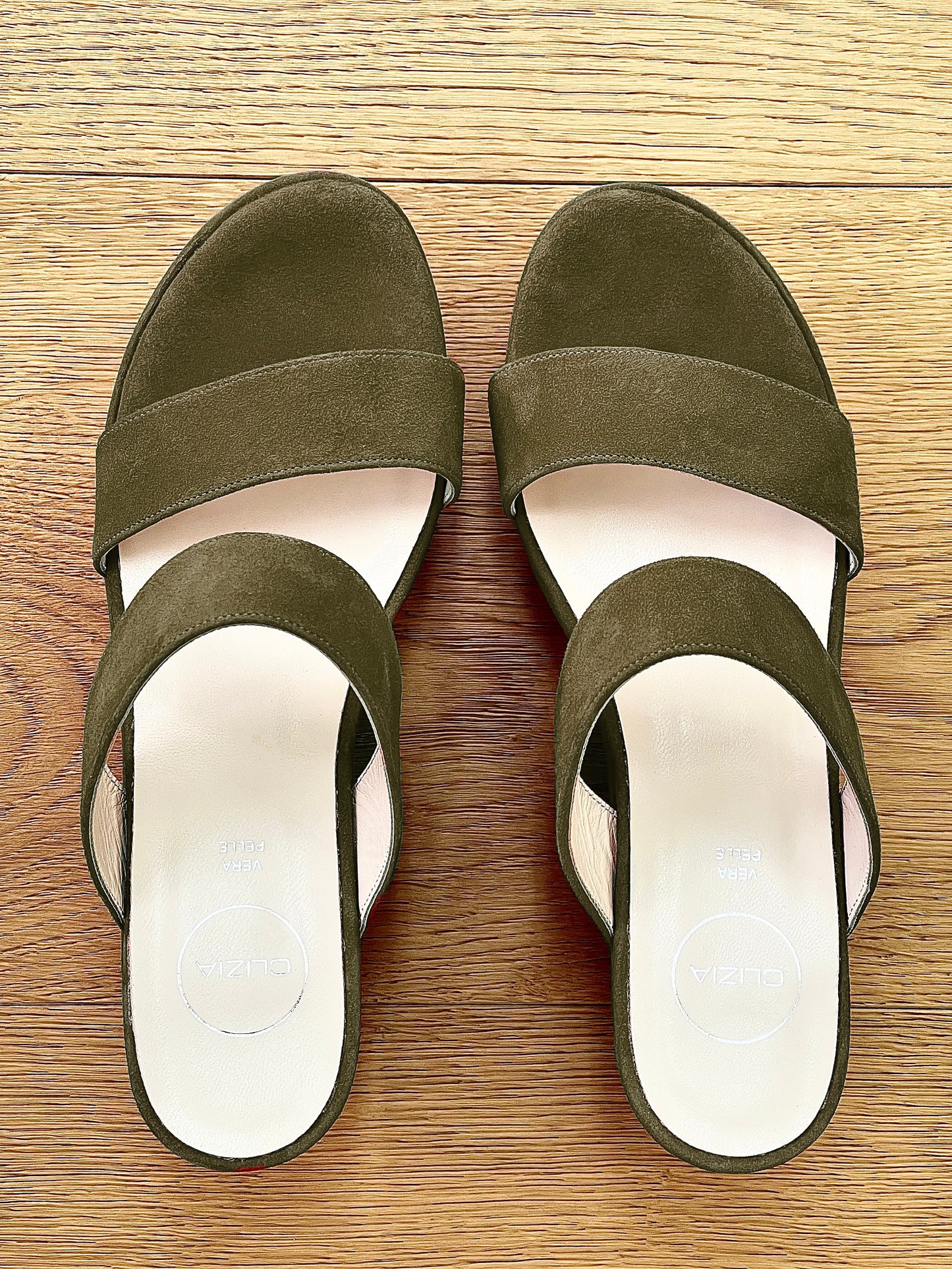GAL KHAKI RUSKIND