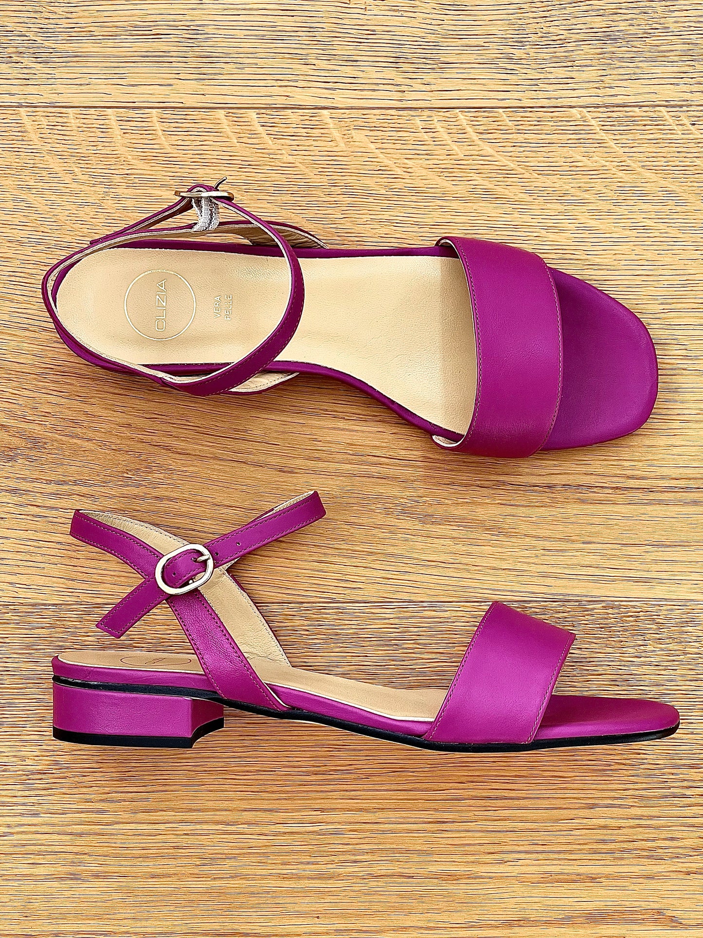 BROOK LÆDER FUCHSIA