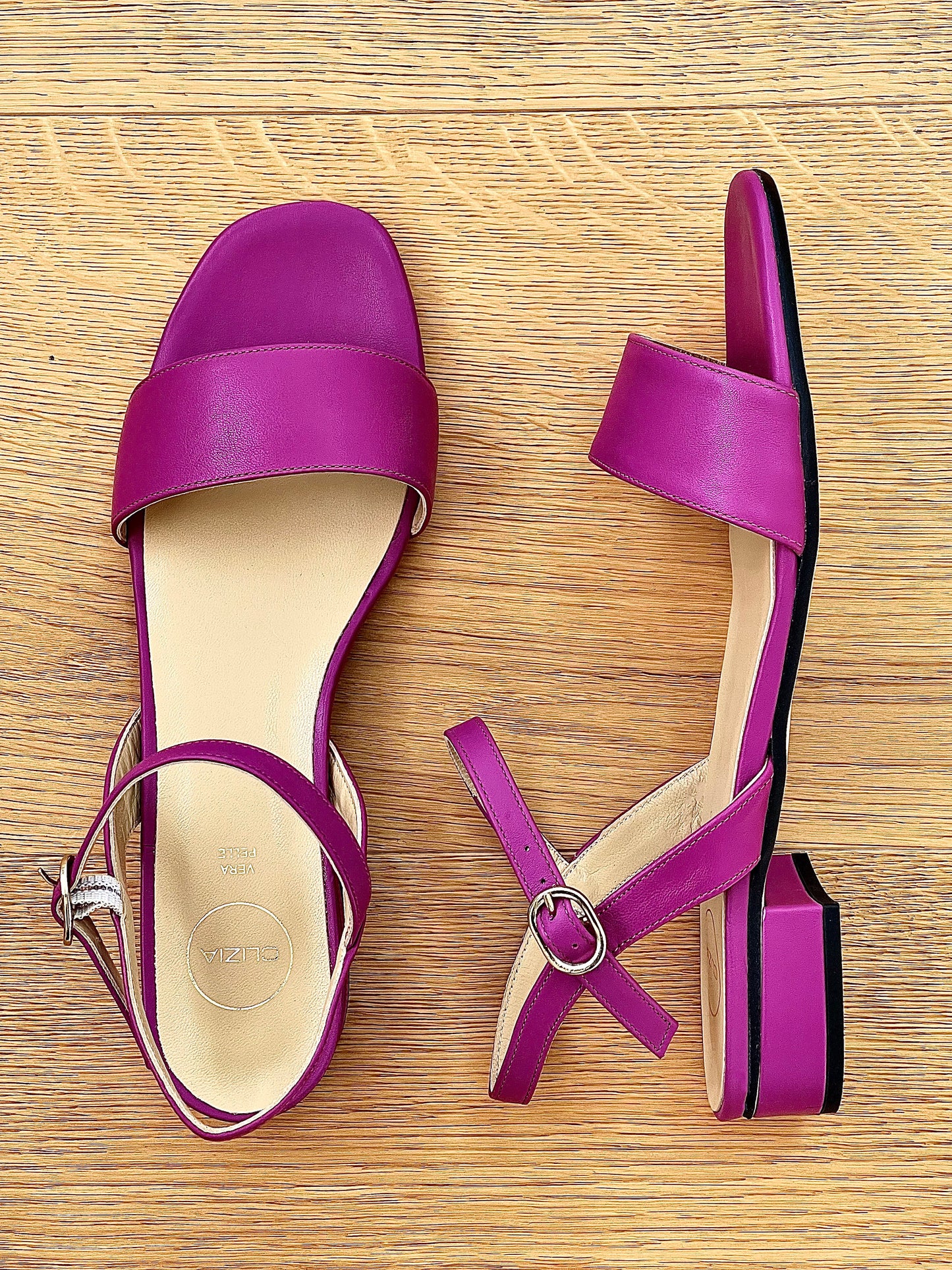 BROOK LÆDER FUCHSIA
