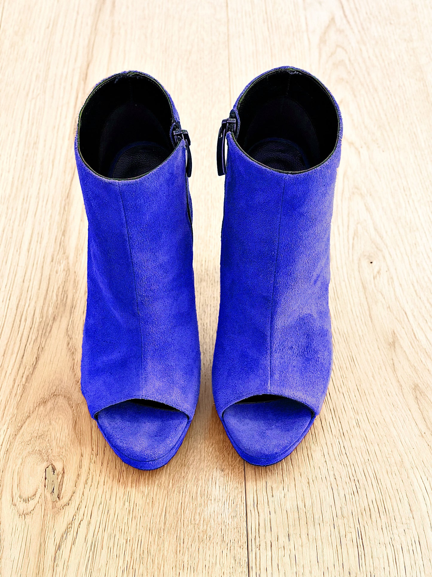 JESSA SUEDE BLUETTE