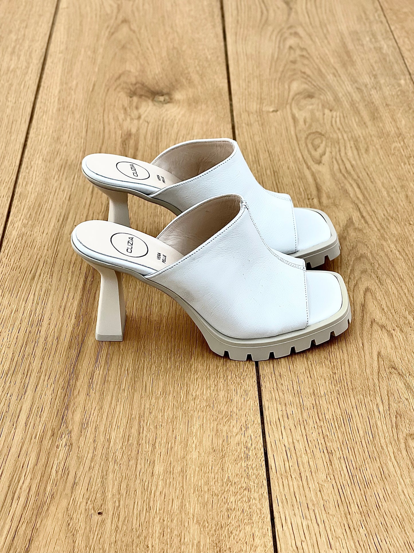 WONDER WHITE