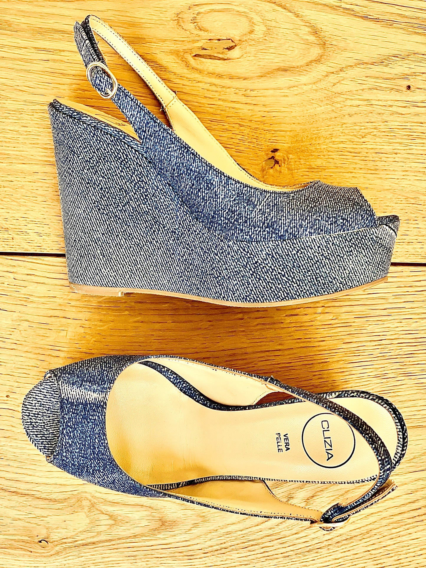 CARACAS DENIM