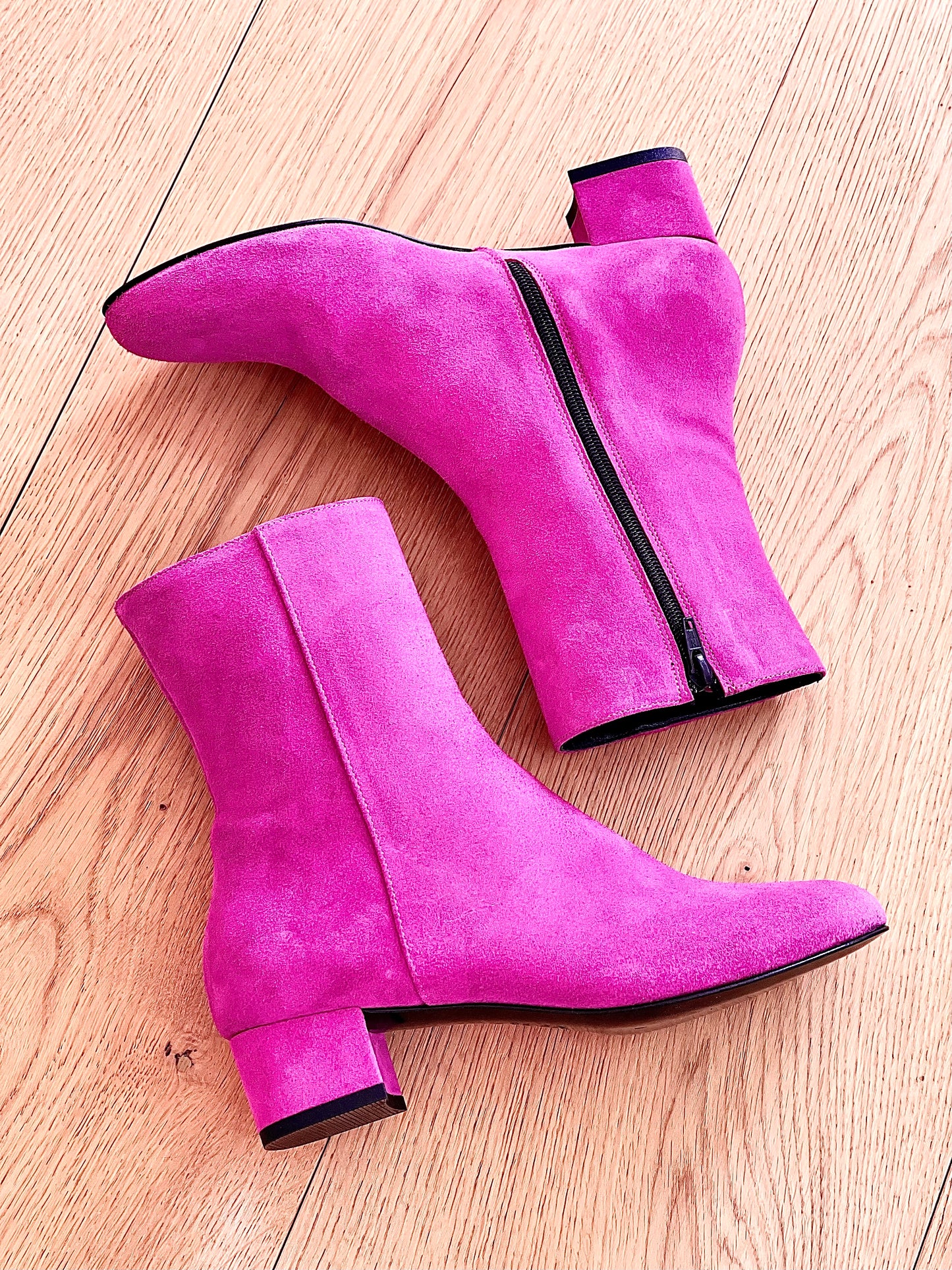 MAXIM FUCHSIA RUSKIND