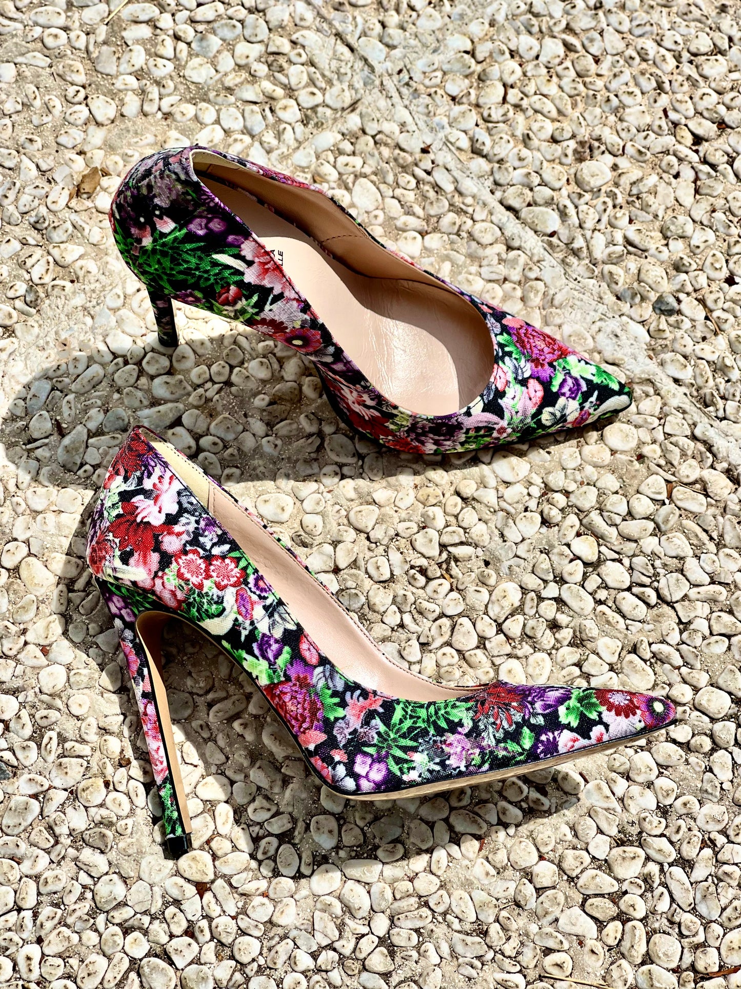 NOE SORTE BLOMSTER