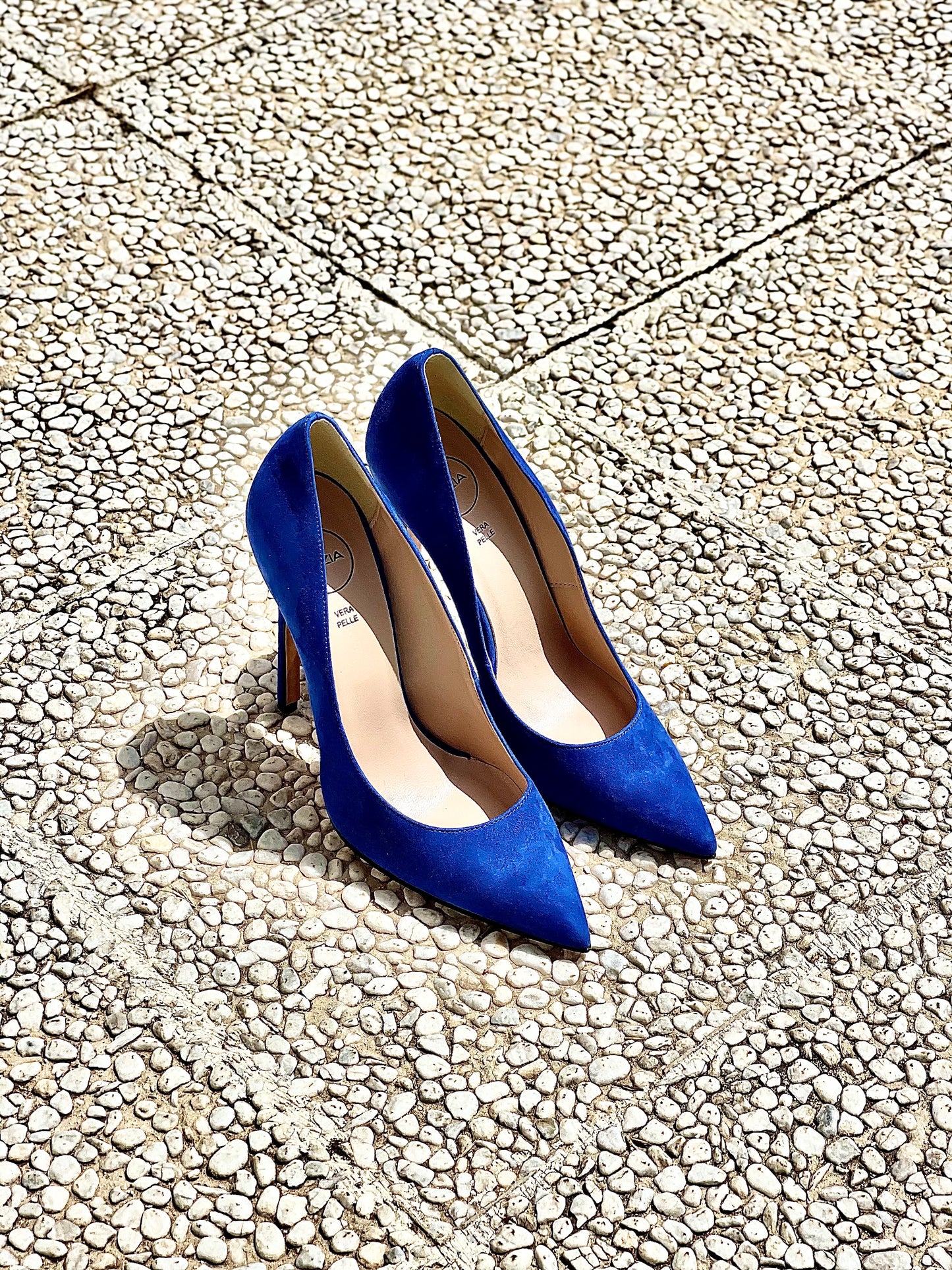 NOE BLUE SUEDE