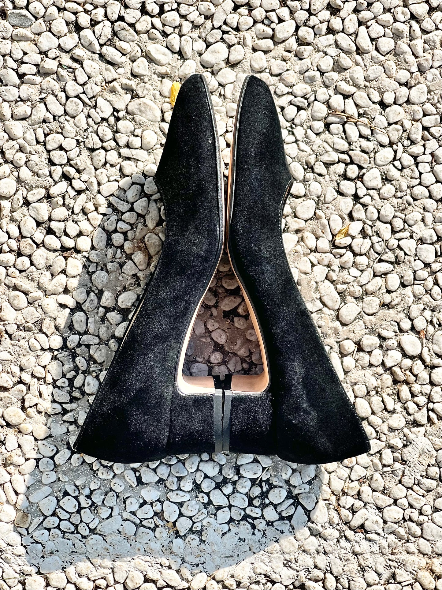 SORT SUEDE