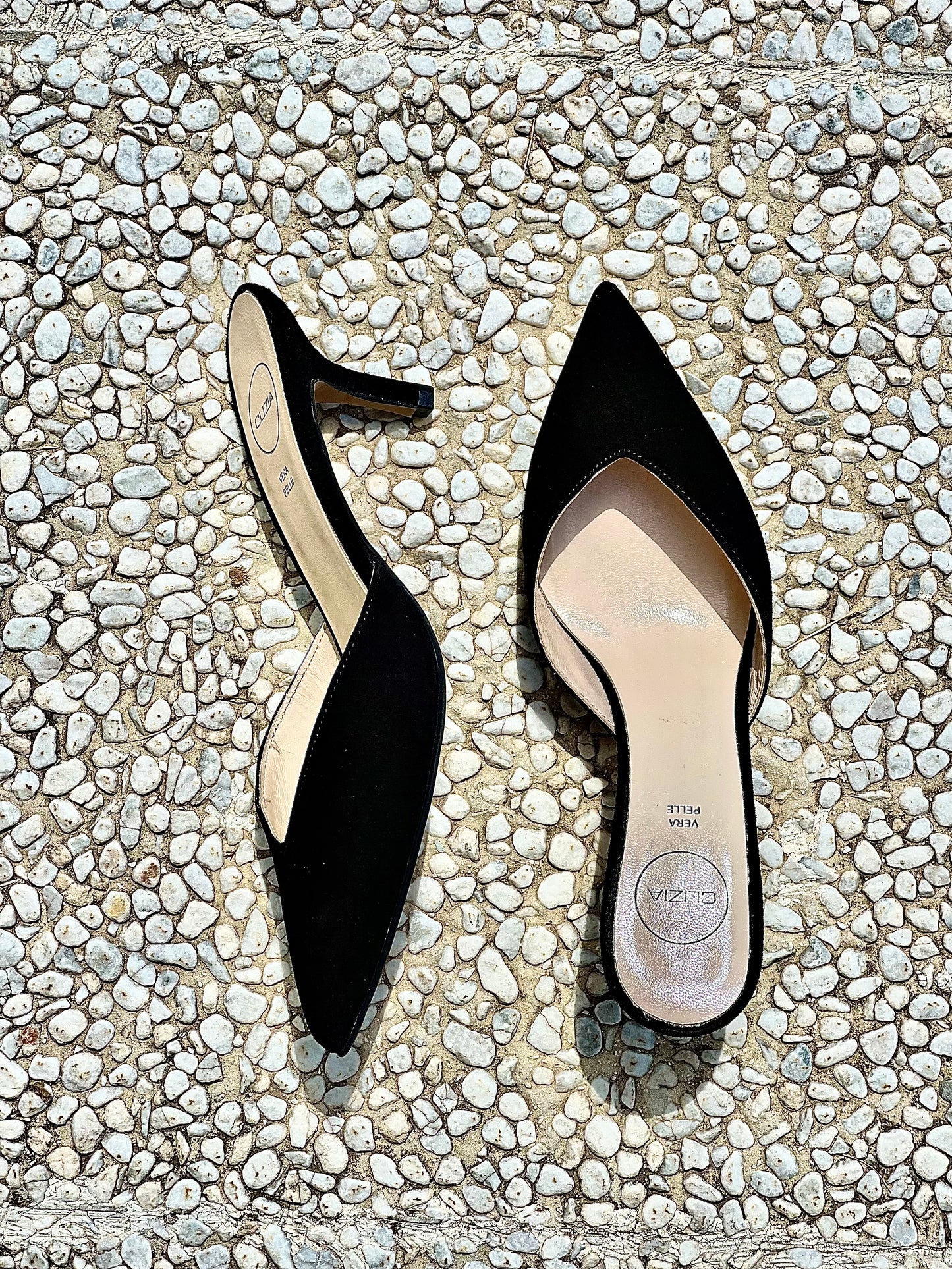 VIKY SUEDE