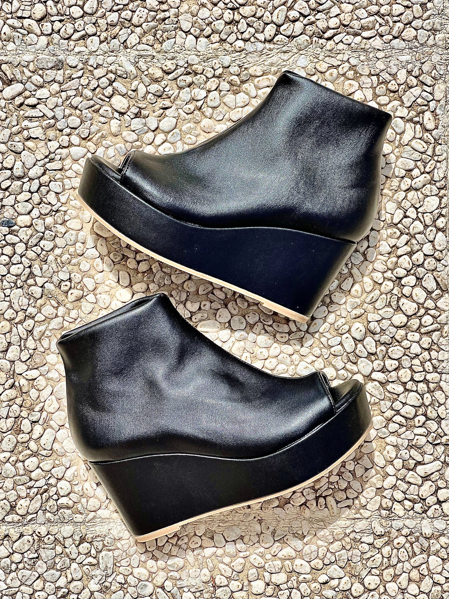 CALIFORNIA BLACK