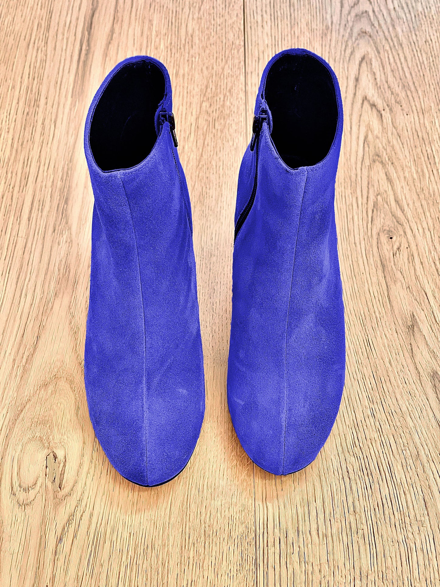LUCAS RUSKIND BLUETTE