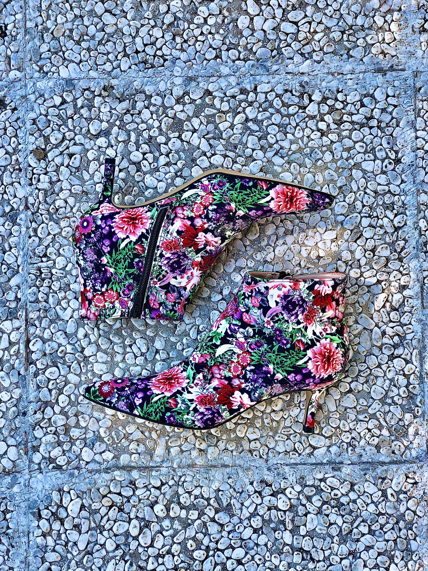 BRYSTER SORTE BLOMSTER