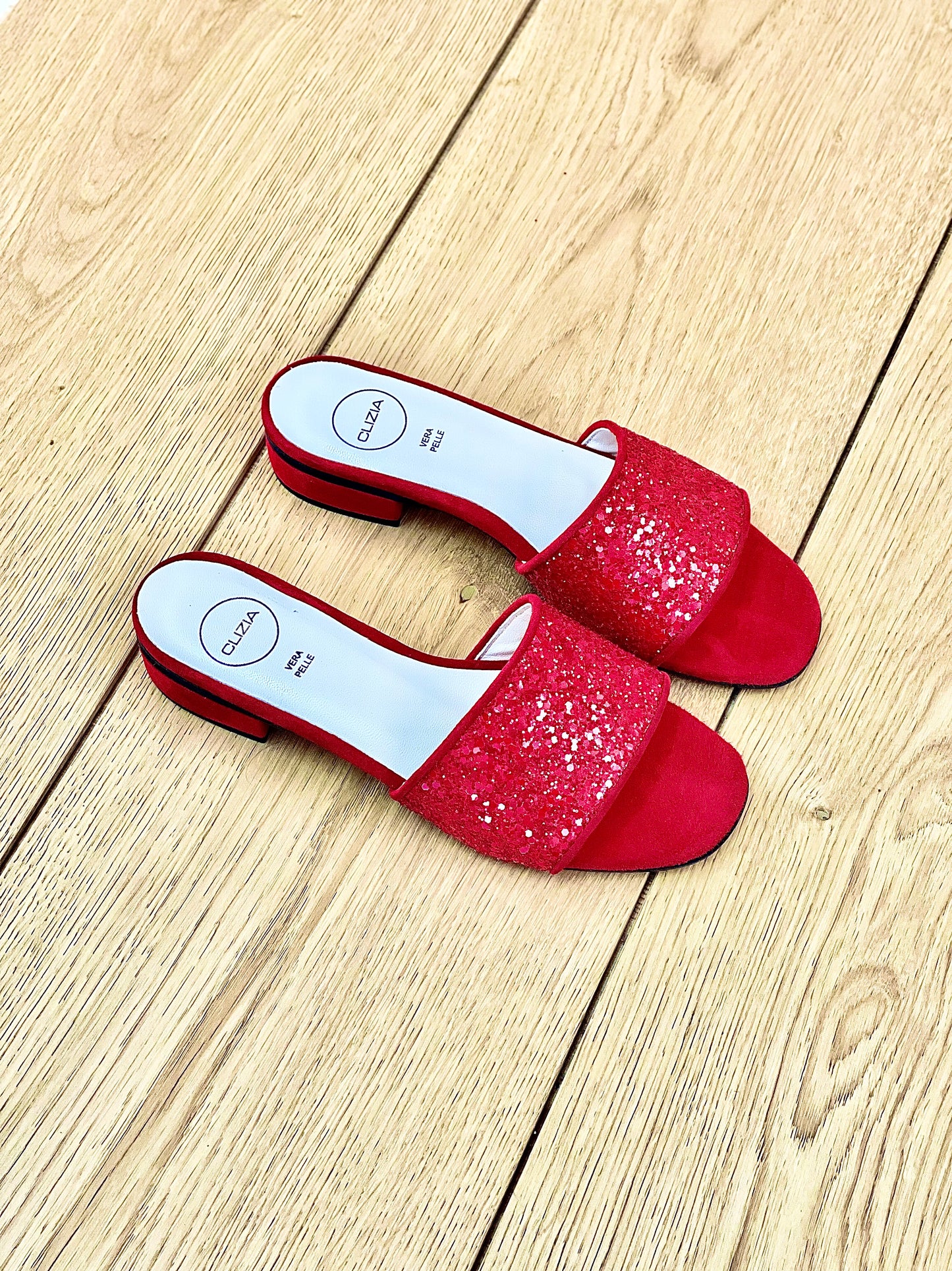 SAYLOR RED