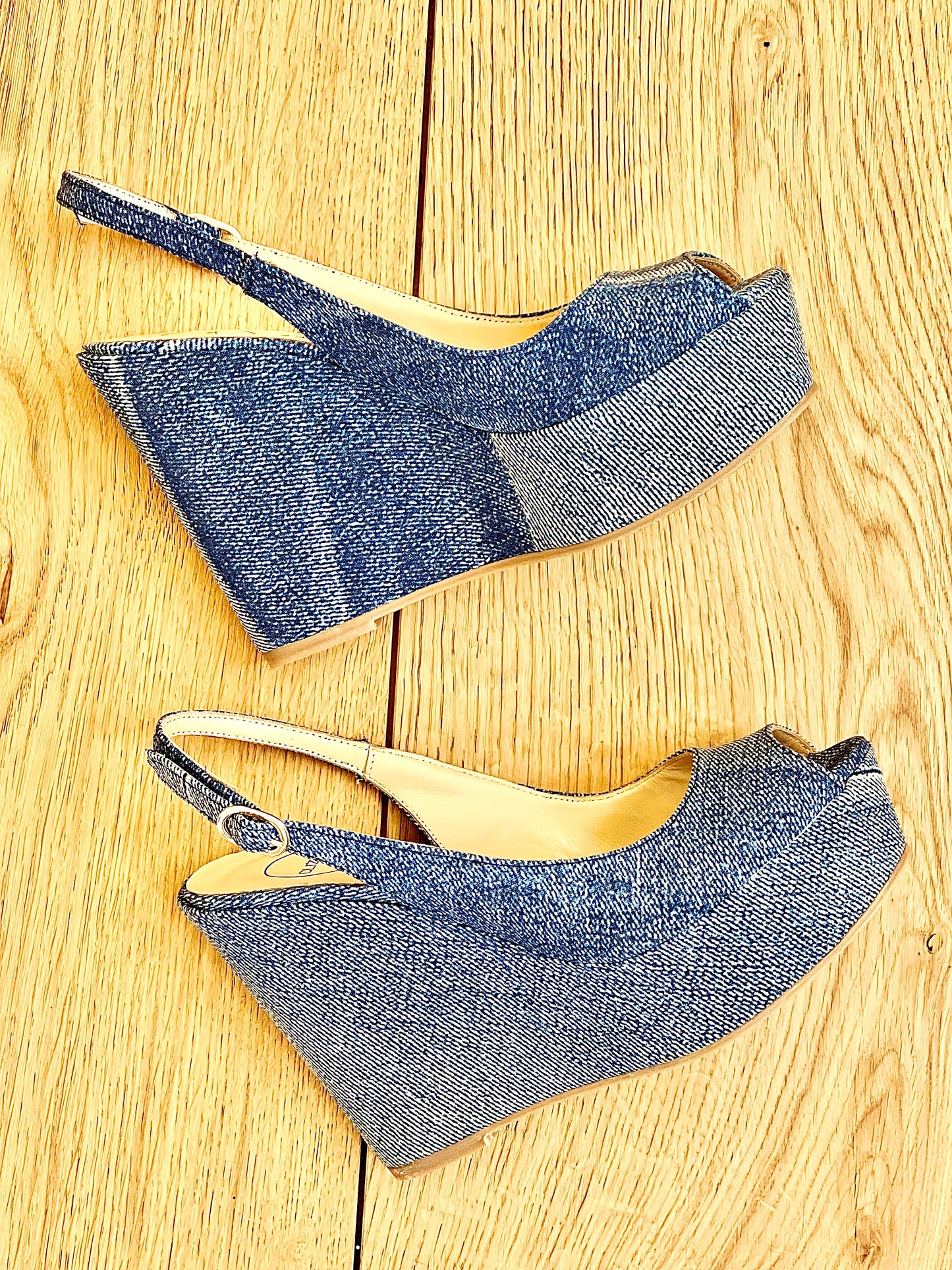 CARACAS DENIM