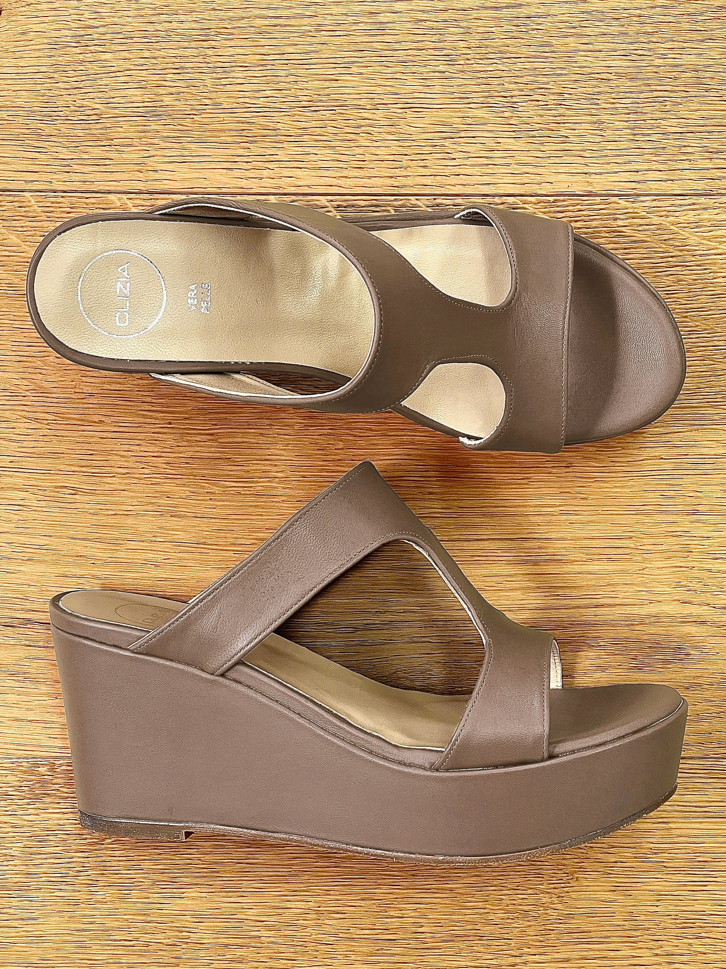 EVA LEDER TAUPE
