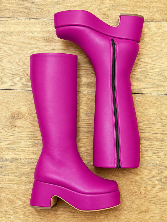 CLARK LEDER IN FUCHSIA