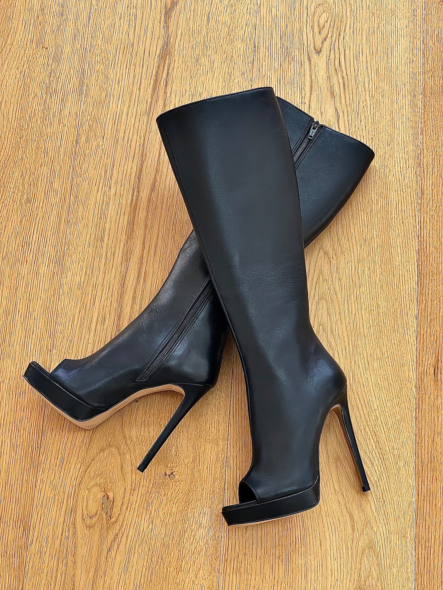 ESSEN LEDER SCHWARZ