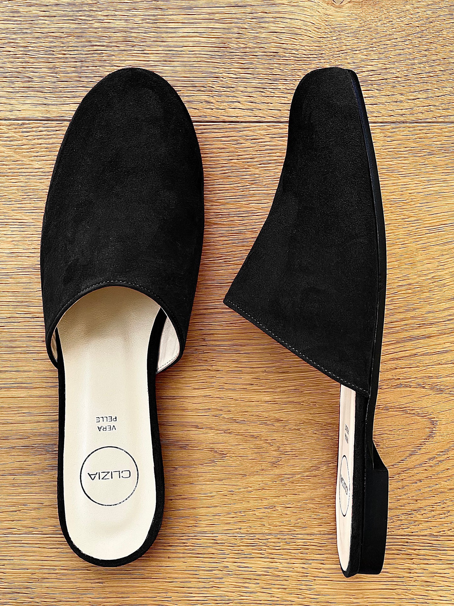 DARCY SCHWARZES WILDLEDER