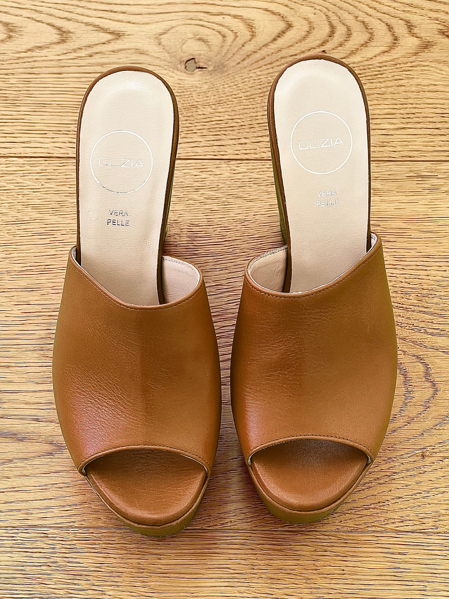 EMMA COGNAC LEDER