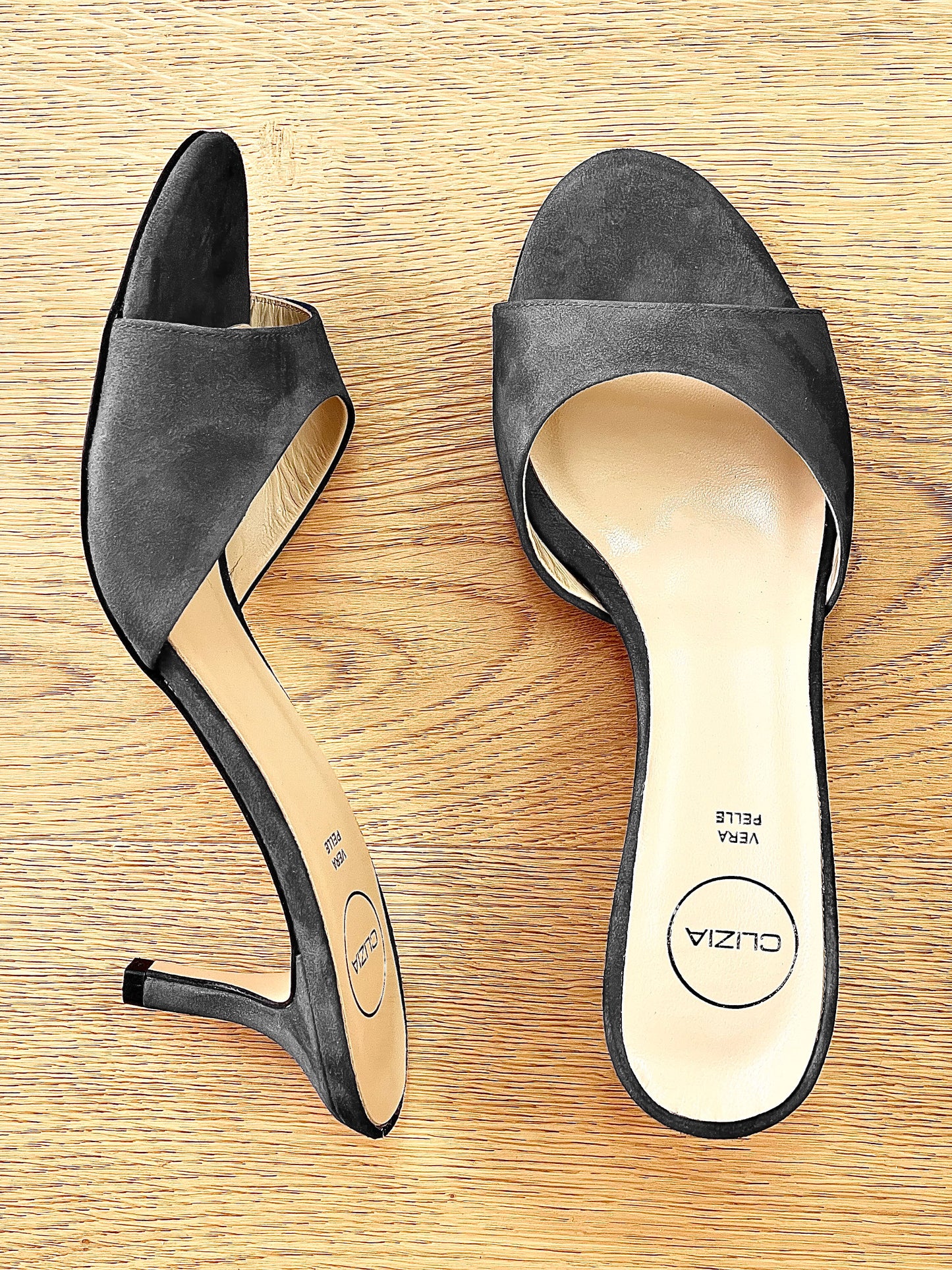 MORENA GRAU WILDLEDER