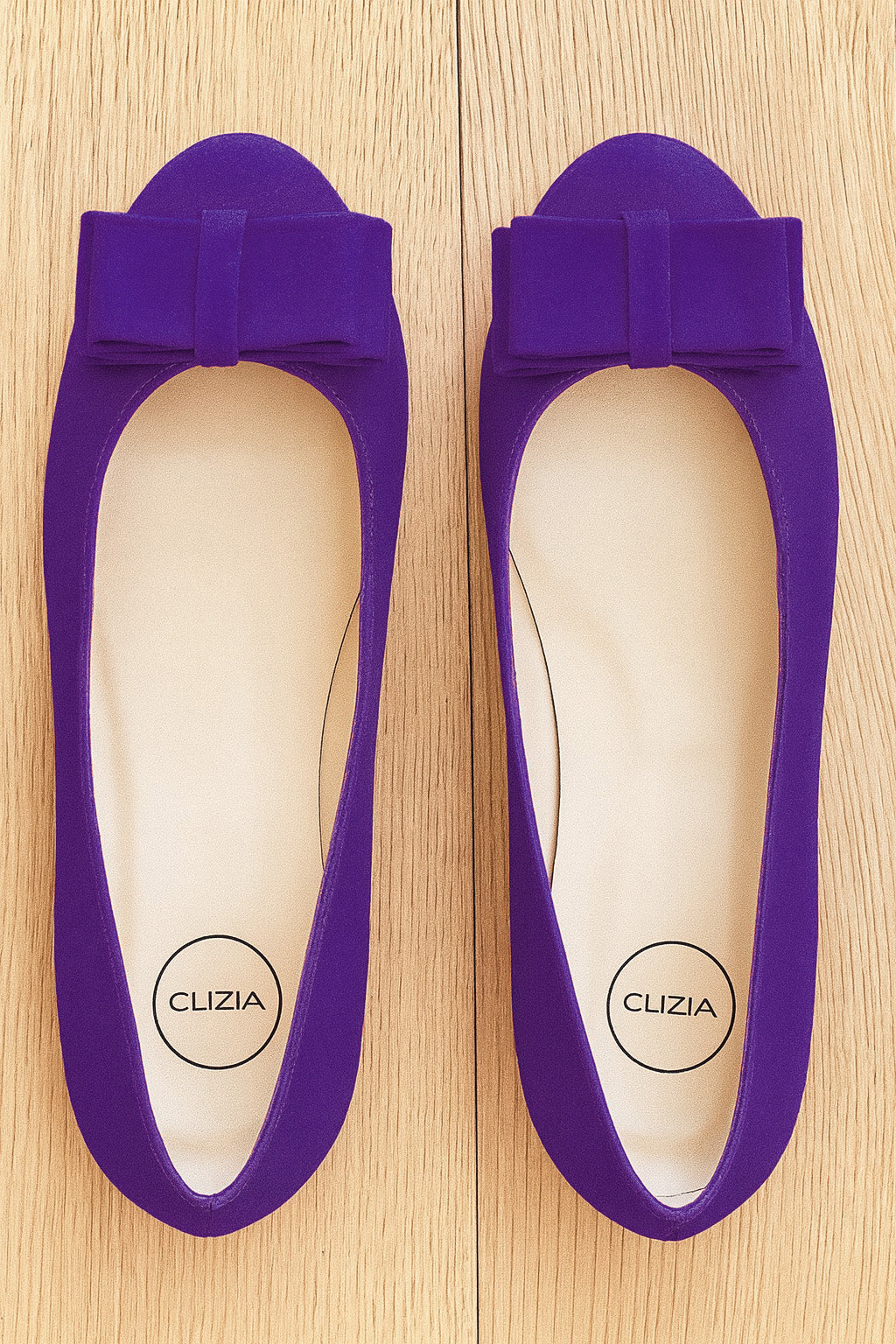 KENDRA VIOLETTES WILDLEDER