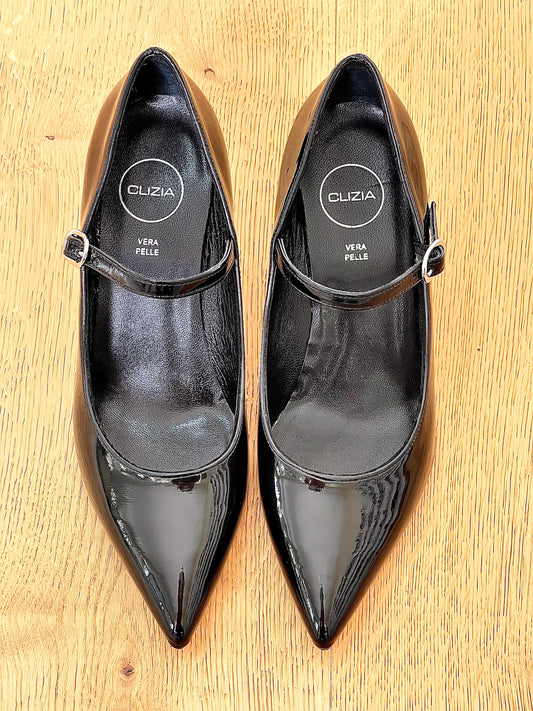 THELMA SCHWARZES LACKLEDER