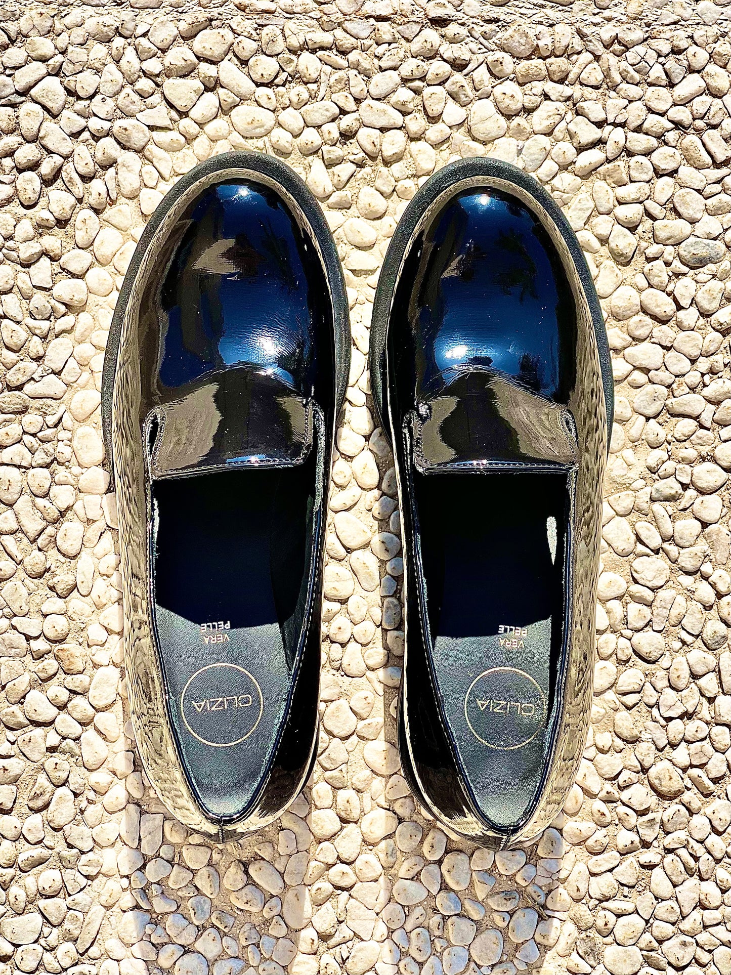 KIKO SCHWARZES LACKLEDER