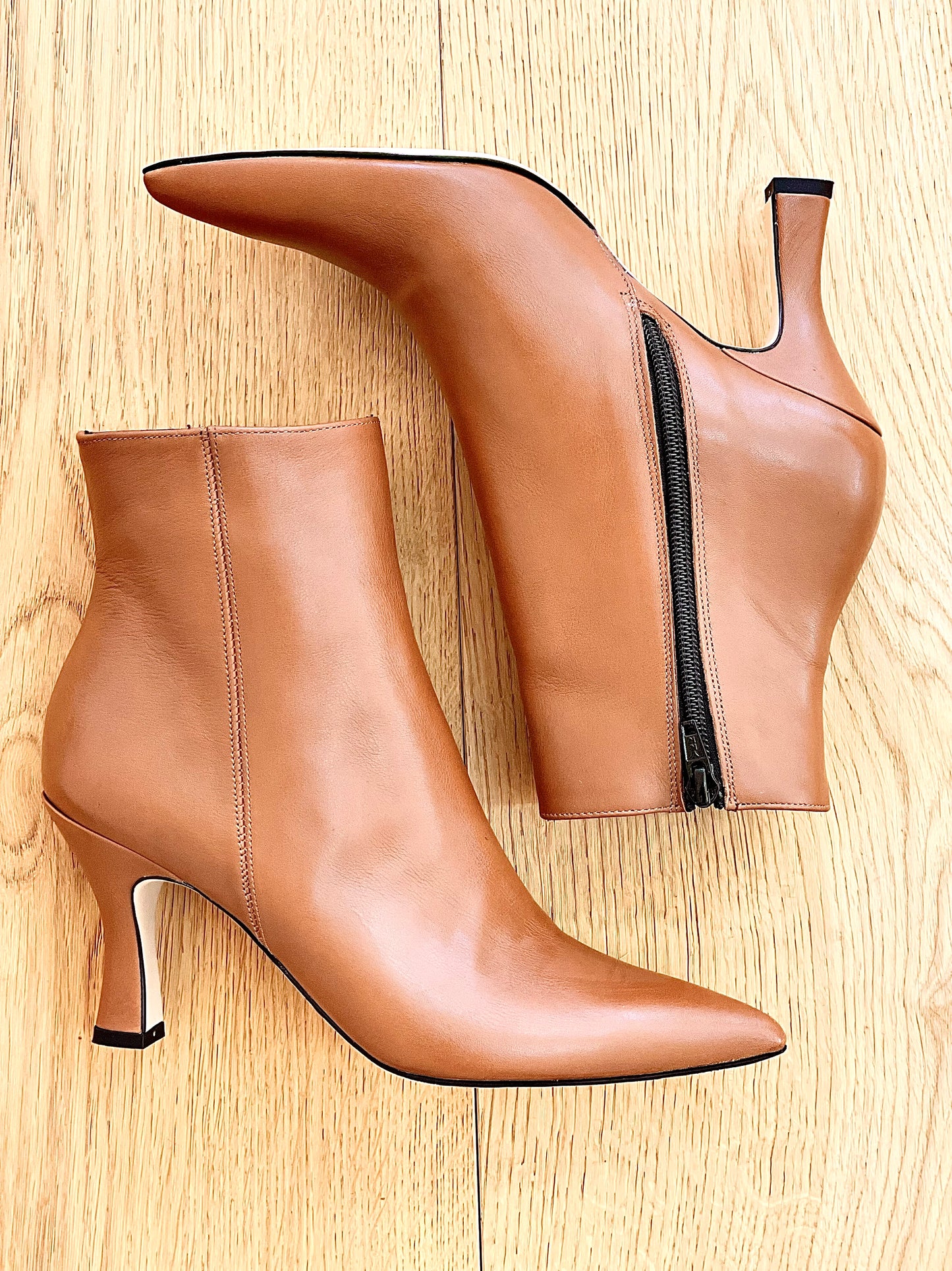 KAORI LEDER COGNAC