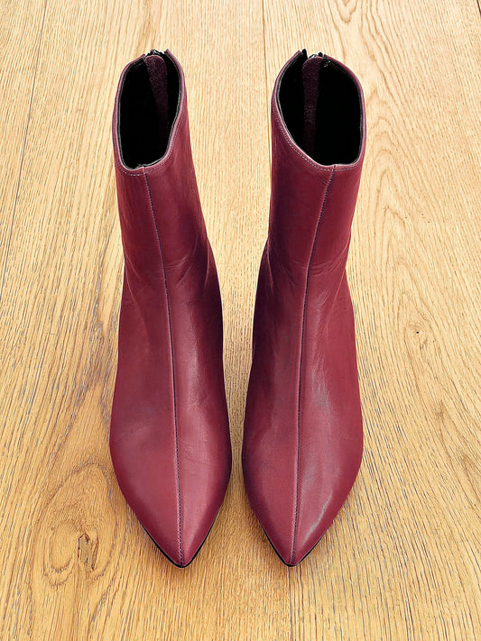 PLANET BURGUNDY LEDER