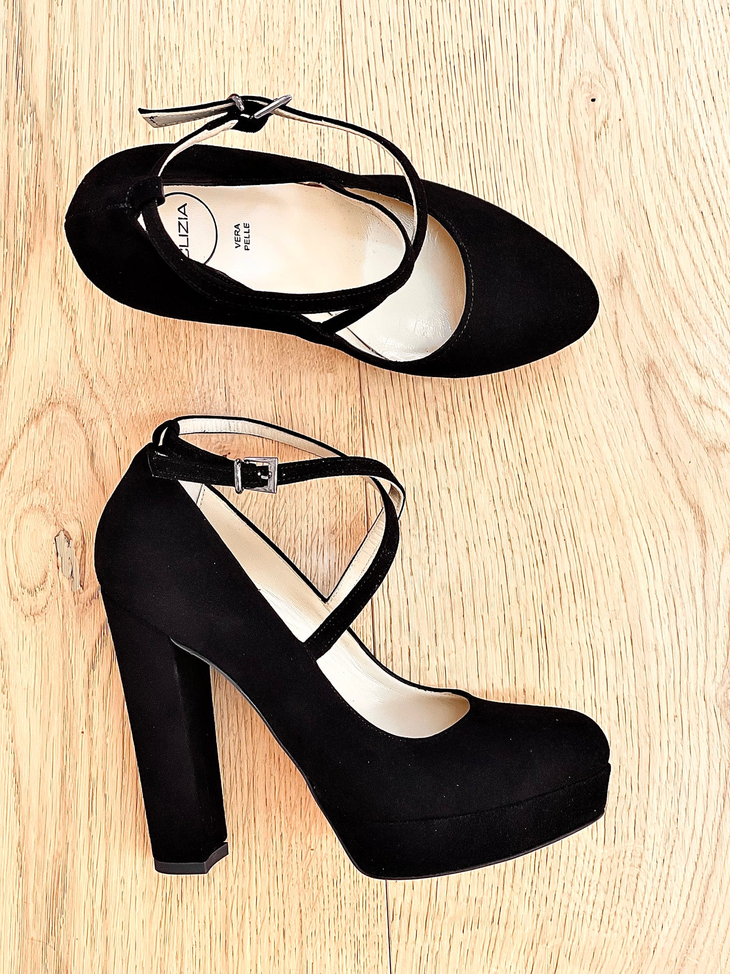 SCHWARZES WILDLEDER DIANE