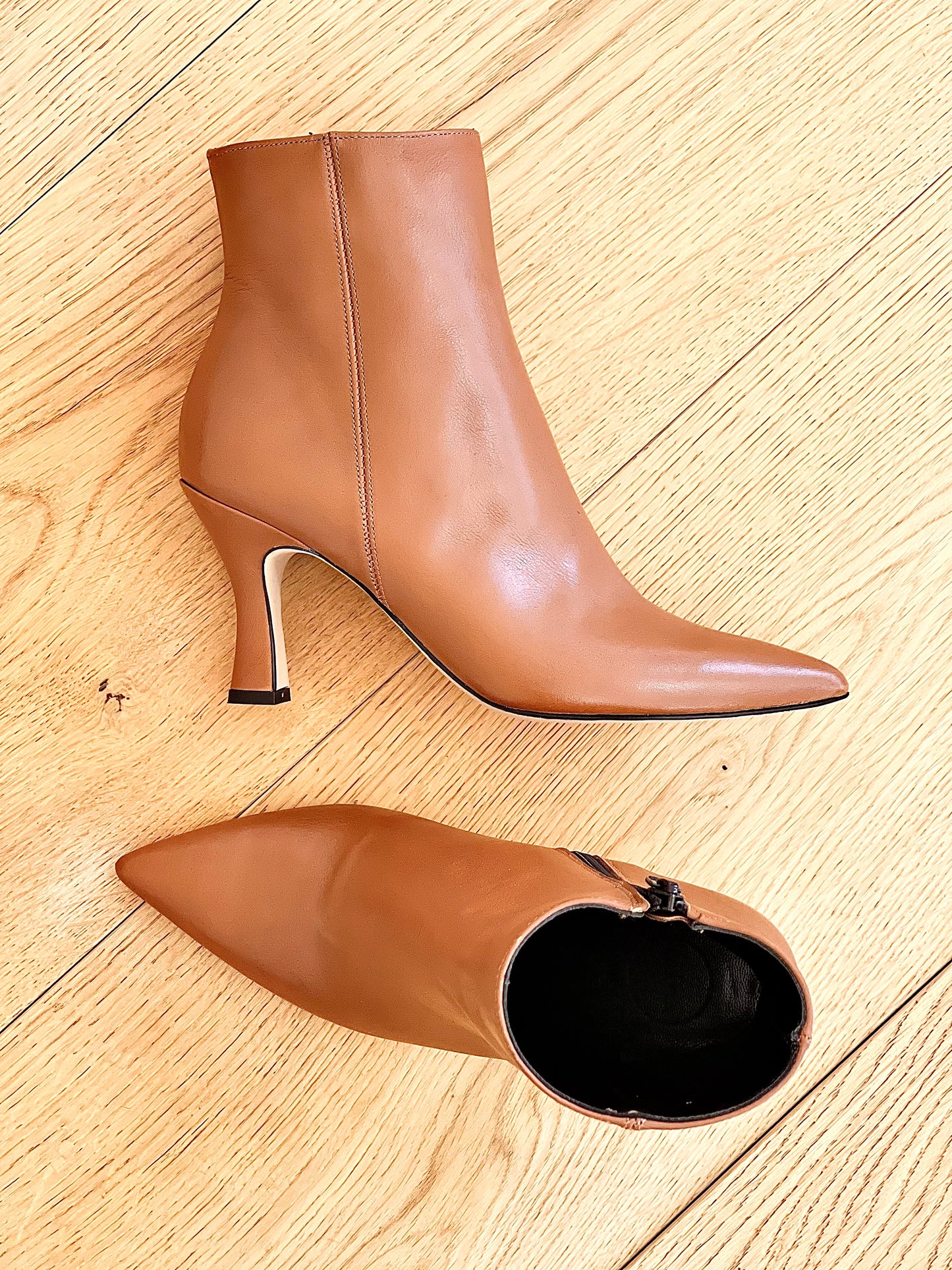 KAORI LEDER COGNAC