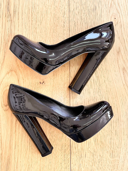 CANCUN SCHWARZES LACKLEDER